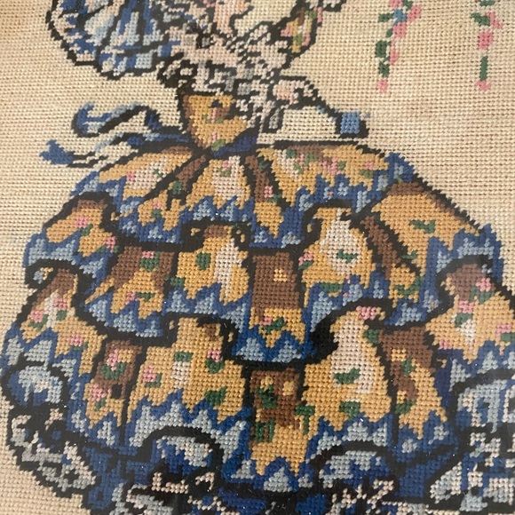 🍒🌸Adorable decorative needlework pieces - Picture 1 of 5